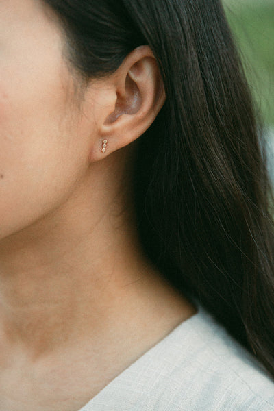 Dotted Bar Studs