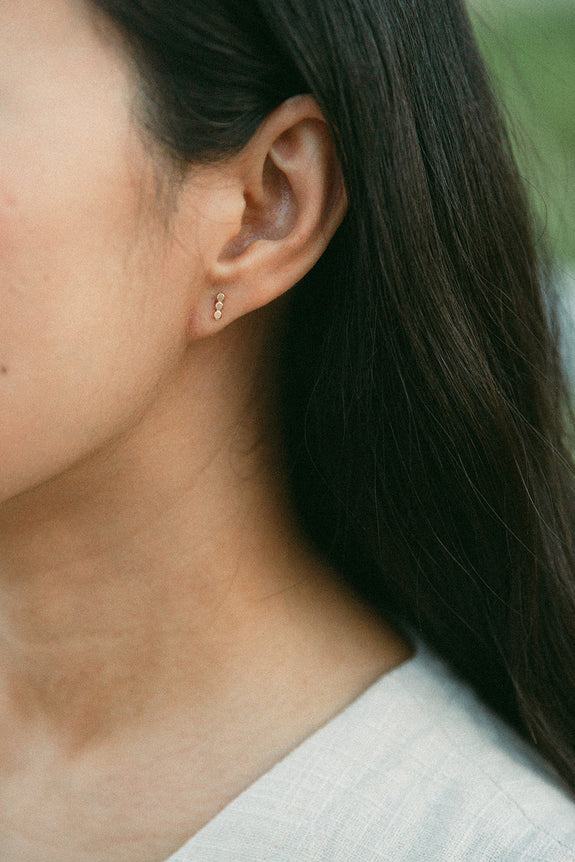Dotted Bar Studs
