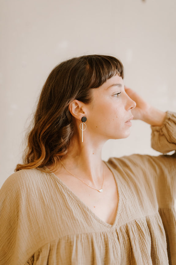 Howlite Half Circle Necklace