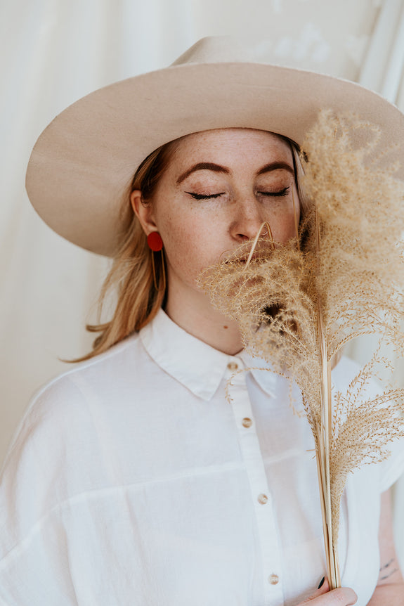 Zoe Oval Hoop Earrings