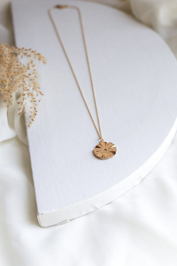 Crinkled Disc Necklace