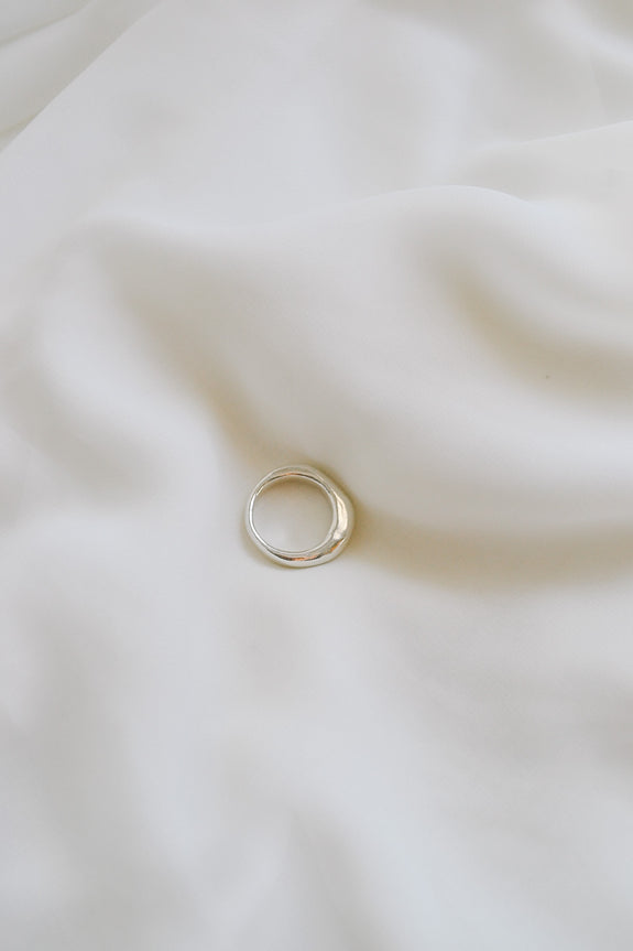 Sterling Silver Curve Ring - Size 6.5