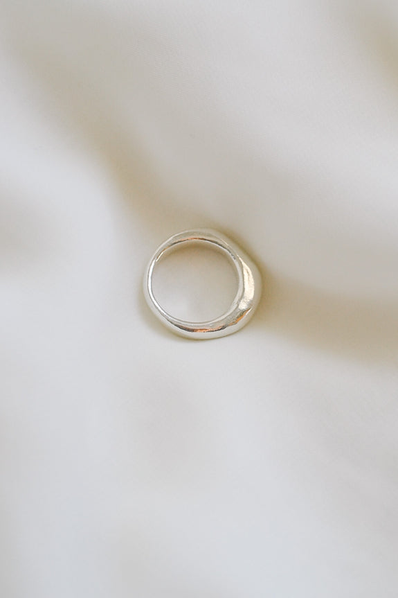 Sterling Silver Curve Ring - Size 6.5