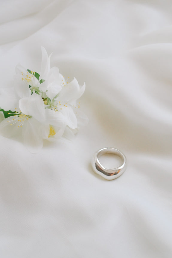 Sterling Silver Curve Ring - Size 6