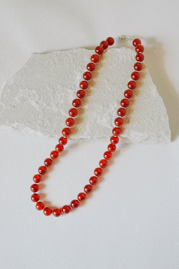 Vintage Beaded Necklace - Round Burgundy