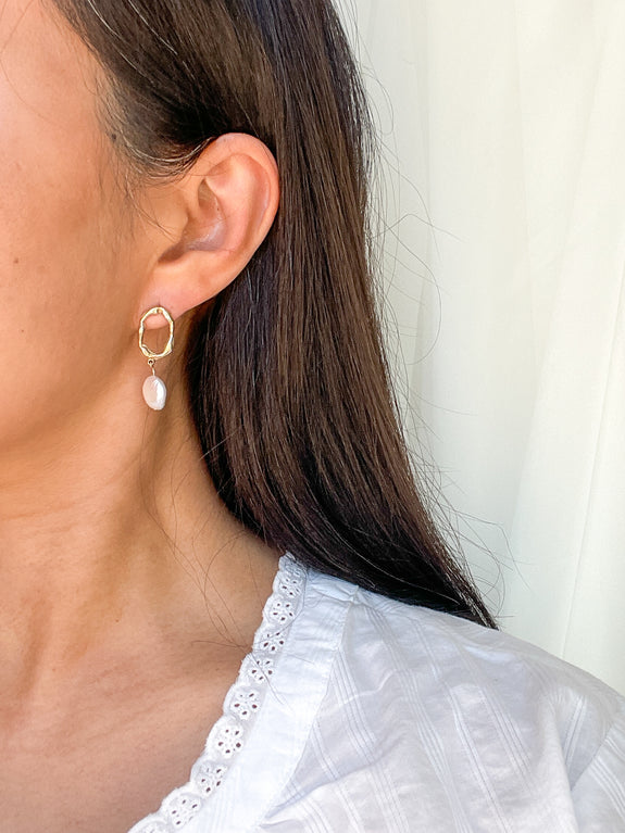 Molten Chain Earrings with Coin Pearls