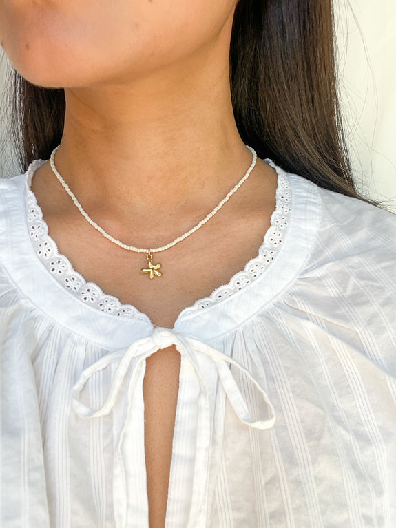 Cream Seed Bead Necklace with Flower Charm